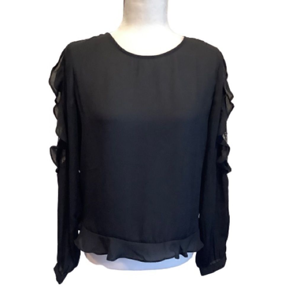 🎉HOST PICK🎉 CLEO PETITES LONG SLEEVE TOP SIZE MP NWOT‎
